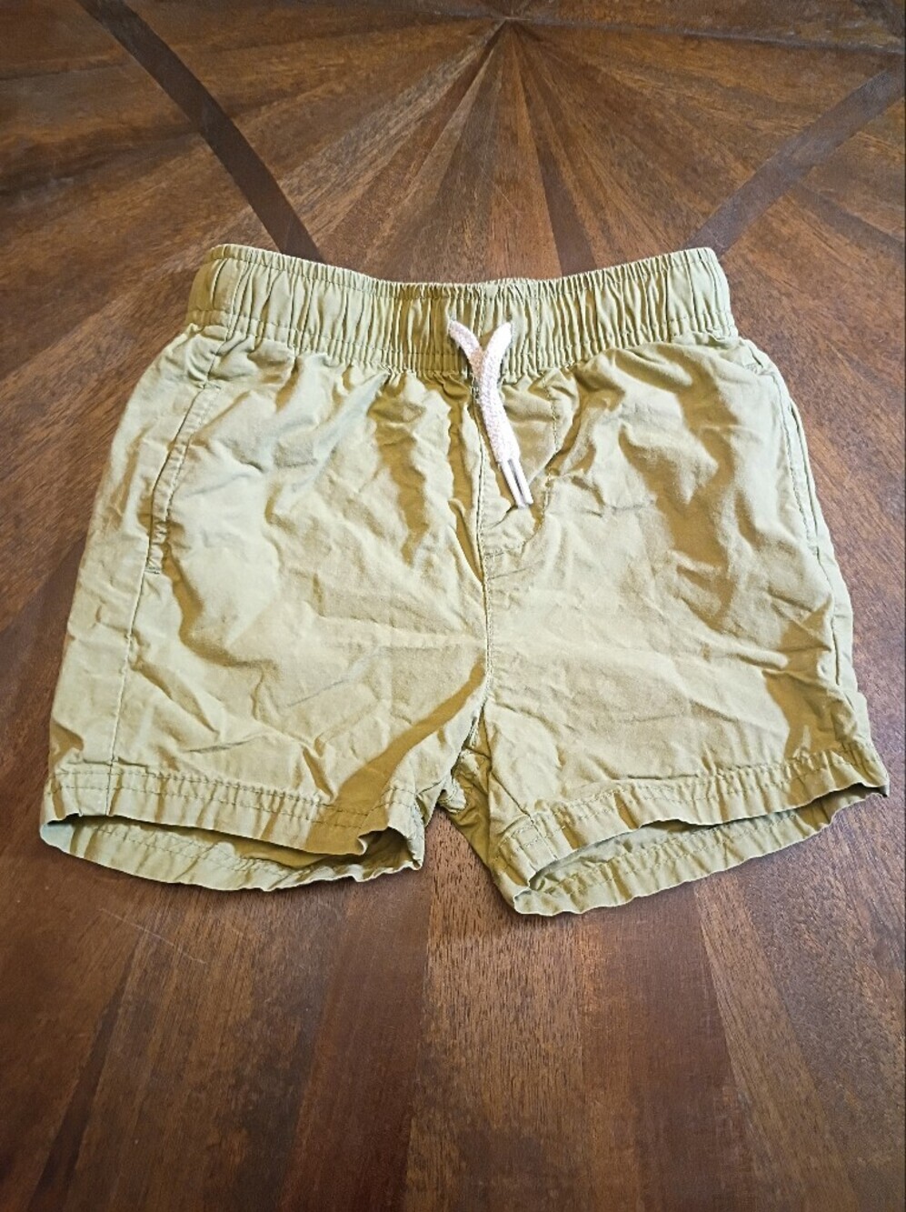 Old Navy Toddler Boys Pull-On Khaki Shorts Size 18-24M Elastic Waist Casual